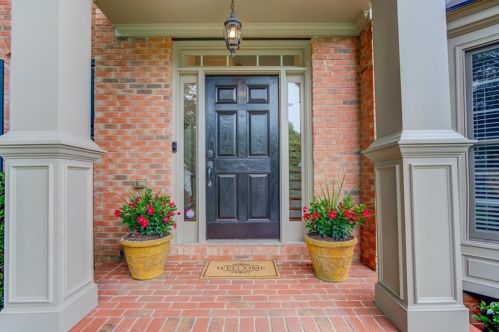 4060 Bridle Ridge Dr, Suwanee, GA 30024-6002