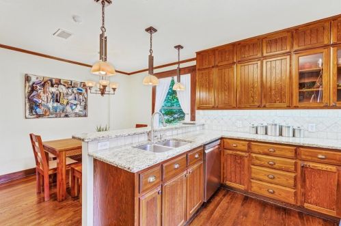 1901 Alston Ave, Fort Worth TX  76110-1468 exterior
