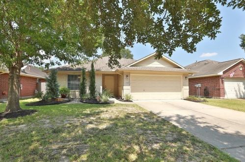 2607 Camden Park Dr, Conroe, TX 77385-3009