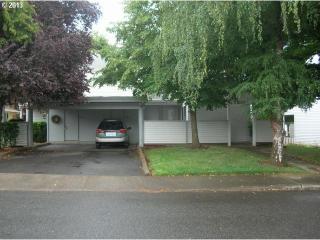 2342 124th Ave, Portland, OR 97233-1474