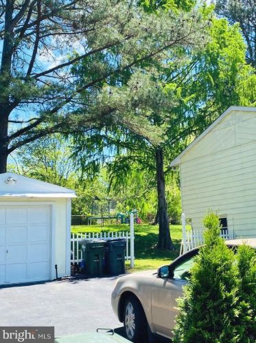13205 Kerrydale Rd, Woodbridge, VA 22193-5017