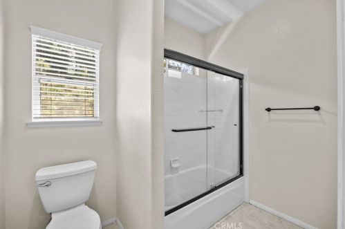 6528 Blackwood St, Riverside CA  92506-6240 exterior