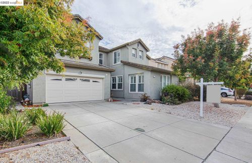 2668 Driftwood St, Hayward, CA 94545-1306