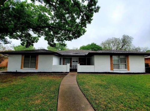 4900 South Dr, Fort Worth TX  76132-1615 exterior