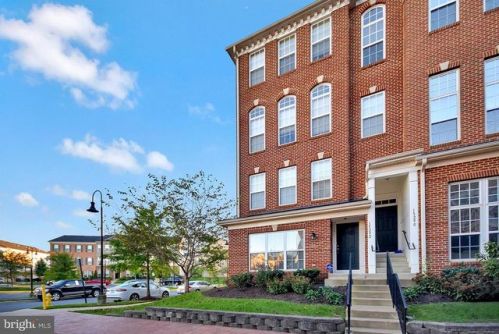 15292 Rosemont Manor Dr, Haymarket, VA 20169-6238