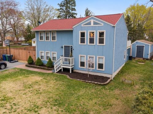 78 River Vue Ave, Warwick, RI 02889-4730