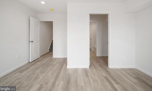 2543 11 St, Philadelphia PA  19133-1413 exterior