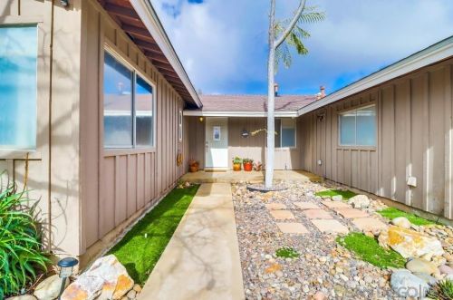 5446 Via Alcazar, San Diego, CA 92111-4609