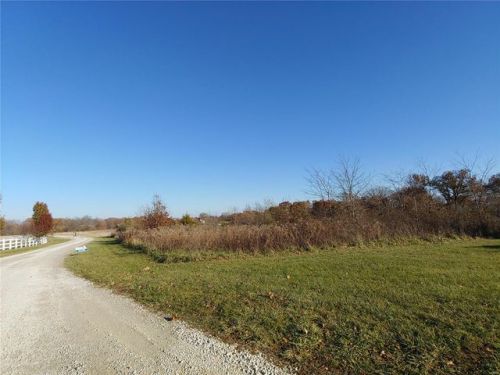 330 Meadowtree Ct, Foley, MO 63347-2867