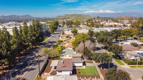 3692 Artesian St, Riverside CA  92503-4125 exterior