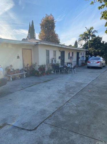 6610 Priam Dr, Bell, CA 90201-2024