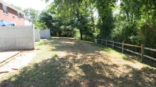 12 Boulder Rd, Colchester, CT 06415-2435