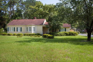 900 Coral Rd, Waycross, GA 31501-4313
