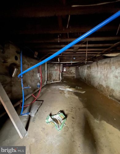 617 61 St, Philadelphia PA 19142-3513 exterior