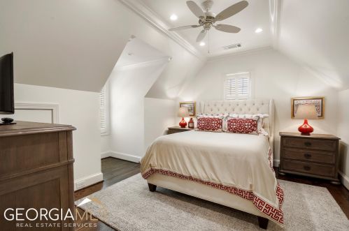 2990 Margaret Mitchell Dr, Atlanta GA  30327-1708 exterior