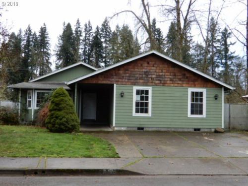 5077 Forsythia Dr, Springfield OR  97478-6768 exterior