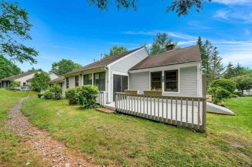 7 Mistwood Ln, Laconia, NH 03246-3942