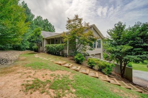 342 Rock Stone Dr, Dawsonville, GA 30534-2830
