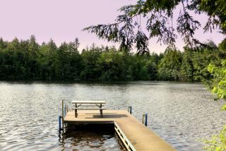 95 Lakeview Dr, Nottingham, NH