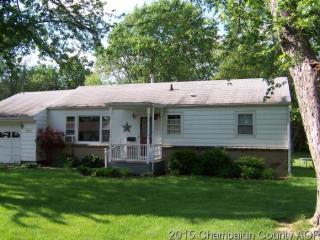 1075 Roselawn Dr, Paxton, IL 60957-1832