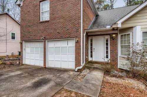 2880 Trotters Pointe Dr, Lithonia, GA 30039-6277