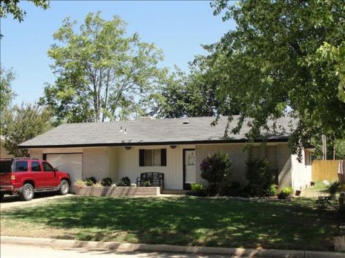1933 Beverly Hl St, Norman OK  73072-5824 exterior