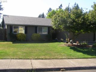 835 Elm Ct, Barlow OR  97013-4012 exterior