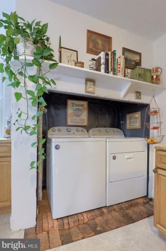 19 Howard Ave, Lancaster PA  17602-3603 exterior