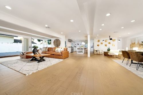 13771 Holt Ave, Santa Ana CA  92705-2662 exterior