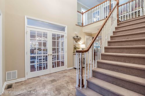 7 Sami Dr, Wall Township, NJ 07731-2907