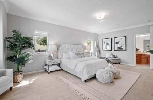 966 Bonita Ave, Mountain View CA  94040-2619 exterior