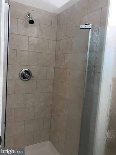 695 Haddon Ave, Camden NJ  08108-3704 exterior