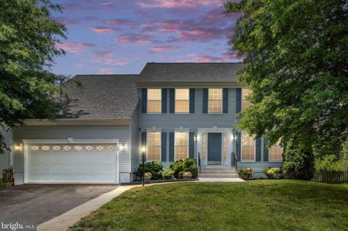43 Morningmist Dr, Fredericksburg, VA 22406-7275