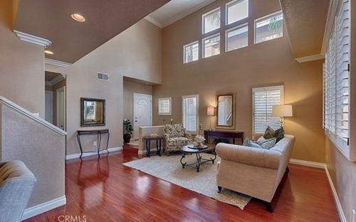 8261 Alpine Ct, Anaheim, CA 92808-2318