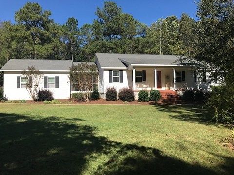 25 Rum Creek Dr, Forsyth, GA 31029-6515