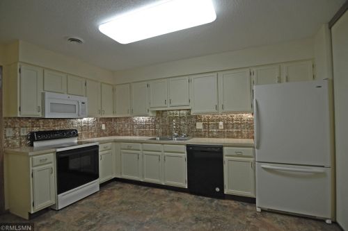 15315 40th Ave, Minneapolis, MN 55446-3228