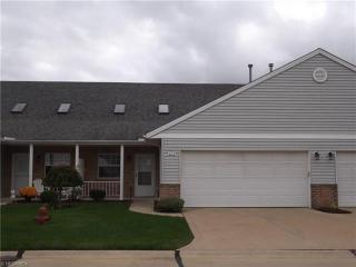 653 Creek Dr, Concord Township, OH 44077-7712