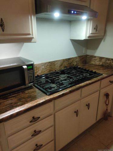 534 Rolling Hl Rd, Vista CA 92081-7513 exterior