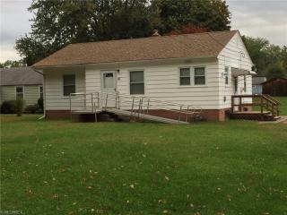 61 Heckathorne Dr, Concord Township, OH 44077-4837