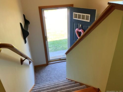 163 Dara Dr, Colchester, CT 06415-1327