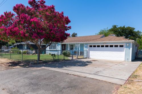 437 L St, Rio Linda, CA 95673-3439