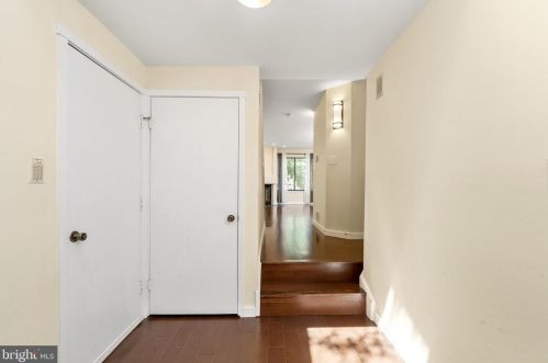 471 Sayre Dr, Princeton, NJ 08540-5845