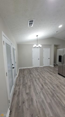 3260 Creekwood Dr, Rex GA  30273-2121 exterior