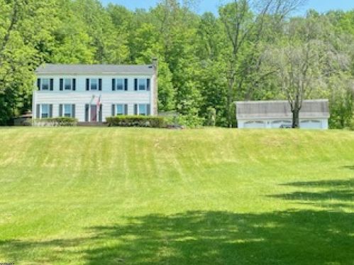 53 Barkers Mill Rd, Hackettstown, NJ 07840-4715