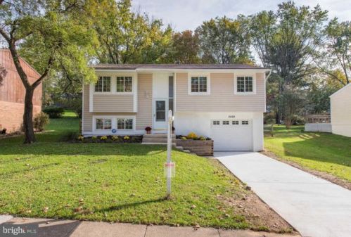 5459 Bluecoat Ln, Columbia MD  21045-2226 exterior
