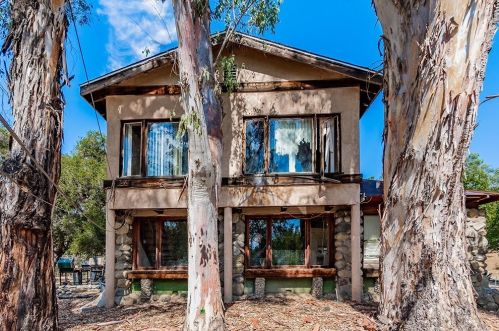 20705 Cheney Dr, Topanga, CA 90290-3720