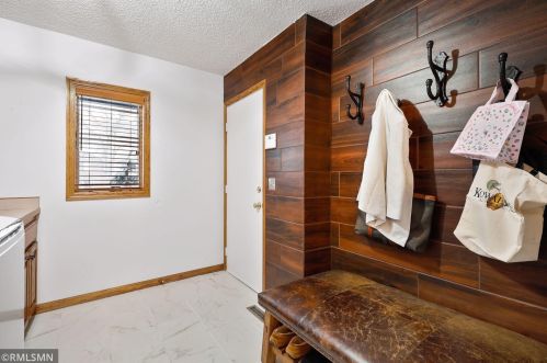 12038 Gantry Ln, Saint Paul MN  55124-6286 exterior