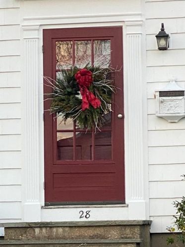 28 Riverview Ave, Westerly, RI 02891-3219