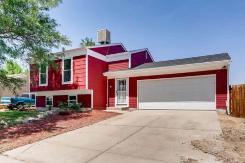 20737 Coolidge Pl, Denver CO  80011-5427 exterior