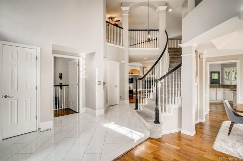 9521 Caley Cir, Englewood, CO 80111-5306